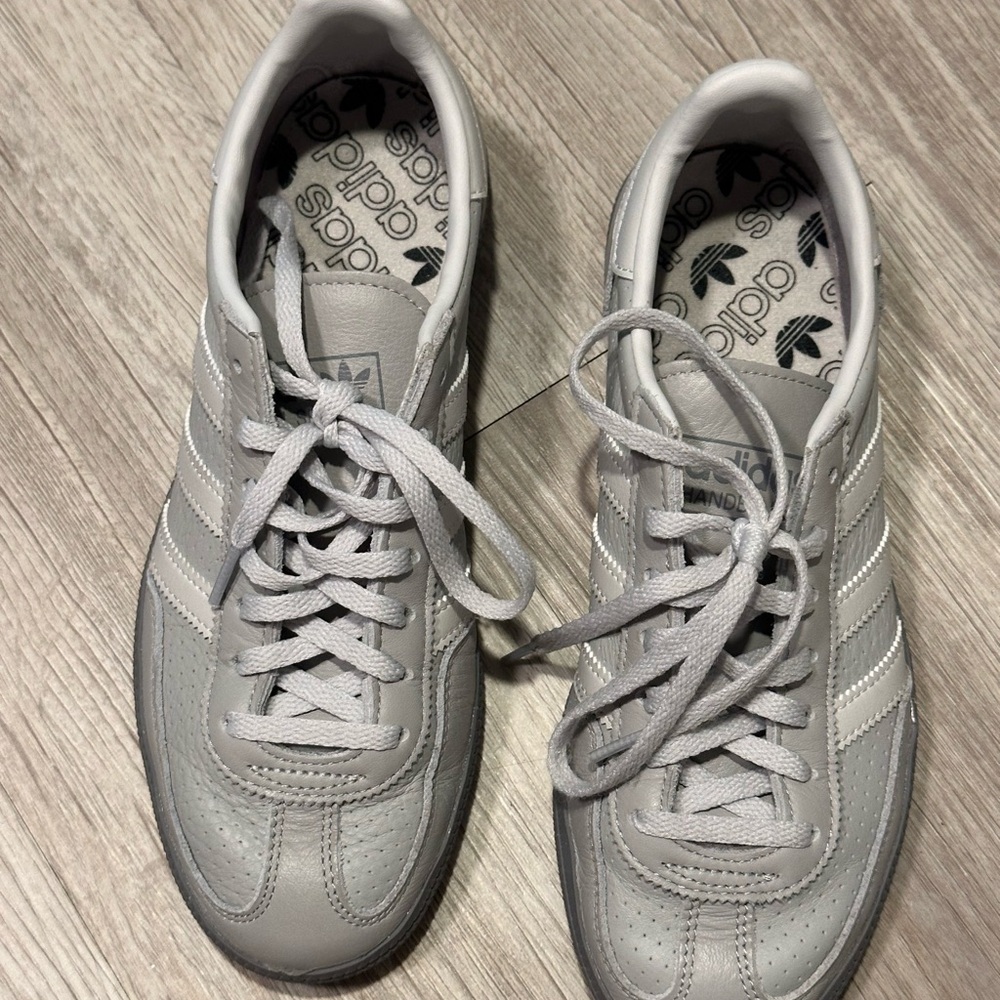 Adidas Gray Retro-Inspired Sneakers with Suede and Synthetic Leather